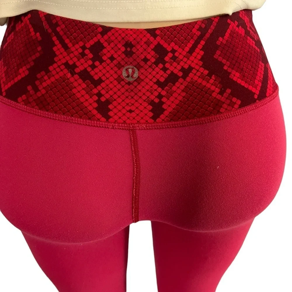 Lululemon Wunder Under Pant III (Reversible) Cranberry / Alarming